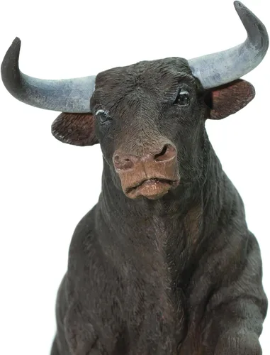 Vista 5 de Safari Ltd. Figura de Black Bull – Figura detallada de plástico de 6 pulgadas – Divertido juguete educativo para niños, niñas y niños a partir de 3