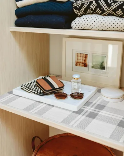 Vista 5 de MelunMer Revestimientos para estantes de cajones para armarios de cocina, antiadherentes, de 24 x 23.62 pies, agarre fuerte antideslizante