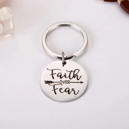 Vista 2 de Faith Over Fear - Llavero inspirador cristiano, regalo motivacional religioso para cumpleaños, Navidad, día de Acción de Gracias, plata, plateado