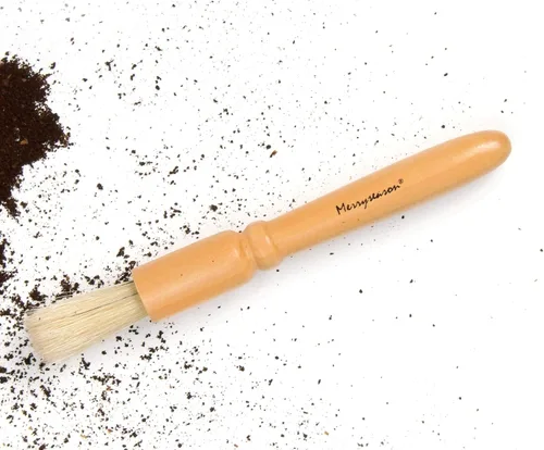 Vista 3 de Cepillo de limpieza para molinillo de café, mango de madera y cerdas naturales, cepillo de espresso para polvo de madera, accesorios para grano