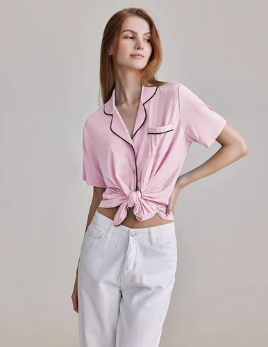 Vista 4 de Ekouaer - Conjunto de pijama clásica para mujer, pijama con shorts y parte superior con botones