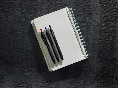 Vista 4 de linc Pentonic BR-T - Bolígrafo retráctil, 12 unidades, tinta negra, punta fina de 0.028 in, escritura suave para diario, oficina y escuela (PEN12120)