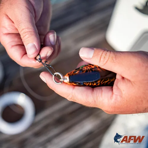 Vista 7 de American Fishing Wire Mighty Mini grúa giratoria, línea de pesca esencial, equipo de pesca compacto, giro de agua salada, giro de acero inoxidable