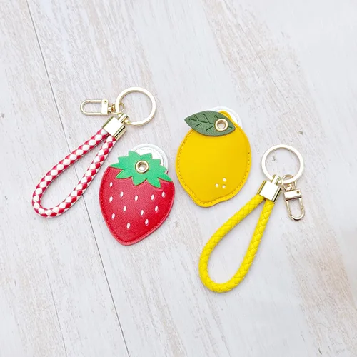 Vista 39 de CATCH ON Paquete de 2 fundas de cuero para Airtag para llavero, bonitos accesorios Kawaii adecuados para Airtag