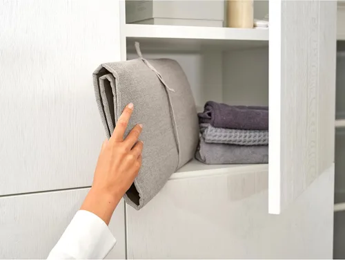 Vista 11 de Brabantia - Manta de vapor para puerta - Alfombrilla resistente al calor para vapor de ropa - Ganchos para colocar sobre la puerta, capa trasera