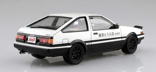 Vista 4 de Aoshima Fujiwara Takumi AE86 Trueno Project-D Kit de modelo a escala 1:24 para Toyota