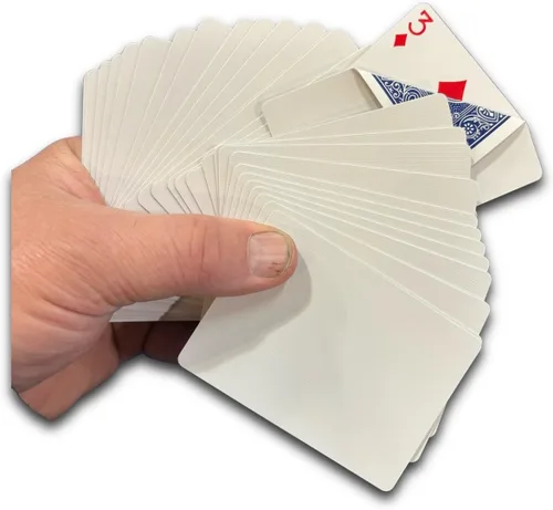 Vista 8 de Ilusiones de cartas para magos principiantes a profesionales: aparición, teletransporte, transformando milagros (Baraja Svengali azul)