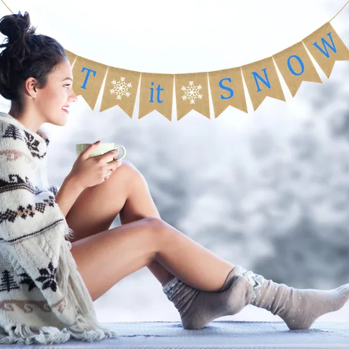 Vista 7 de Doumeny Cartel de arpillera con texto en inglés "Let It Snow", guirnalda de copos de nieve de invierno, banderines de Navidad con texto en inglés