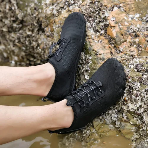 Vista 9 de Whatseaso Zapatos acuáticos para mujeres y hombres, de secado rápido, zapatos descalzos para buceo, natación, surf, aqua, caminar, playa, yoga