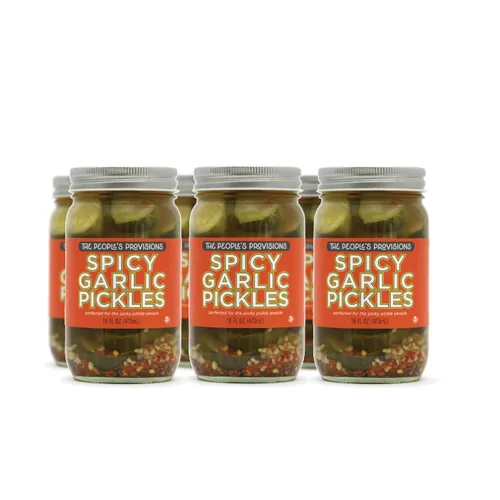 Vista 8 de The People's Provisions - Pepinillos picantes de ajo de 16 oz - Chips de pepinillo de ajo picantes crujientes, picantes y de corte grueso