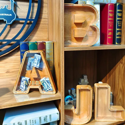 Vista 5 de Ladenk Alcancía de madera grande personalizada de 9 pulgadas para niños, niños, niños/niñas/adultos, bancos creativos para niños para billetes y F
