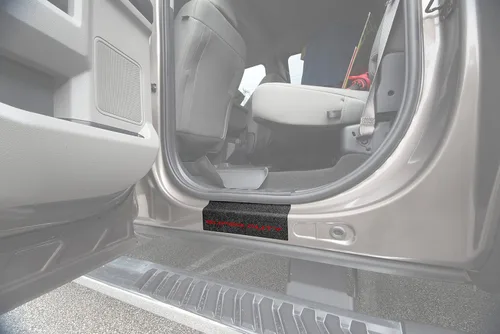 Vista 23 de Superposiciones de protección para umbral de puerta - Compatibles con Super Duty 2017-2022