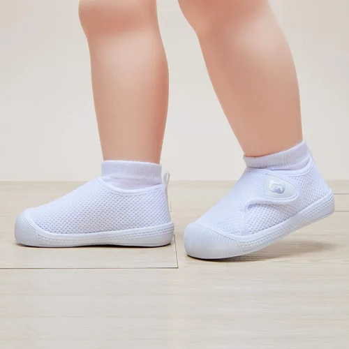 Vista 2 de BMCiTYBM Zapatos de bebé para niños y niñas, primeros zapatos para caminar, zapatos para caminar para niños pequeños, zapatillas ligeras