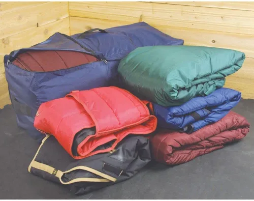 Vista 2 de Dura-Tech Bolsa multiusos de pacas de heno Color negro Compañero de viaje resistente Gran capacidad de pacas de heno Solución