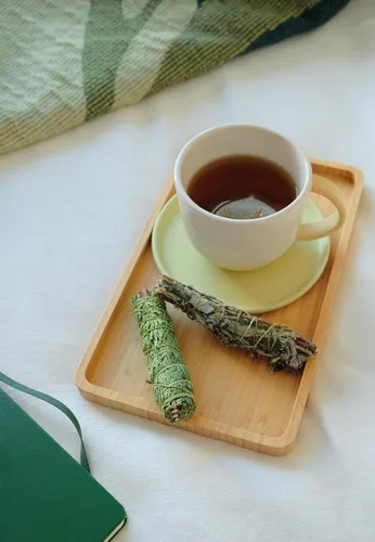 Vista 2 de Juniper Ridge Cedar Mugwort - Paquetes de incienso natural, aromaterapia y terapia de meditación relajante, orgánico sin fragancia sintética