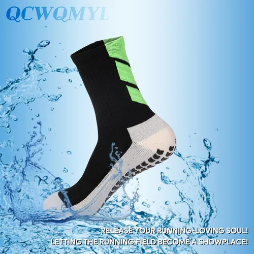 Vista 6 de QCWQMYL Calcetines de fútbol antideslizantes para hombre, 134 pares de calcetines antideslizantes para hospital, pilates, correr, calcetines
