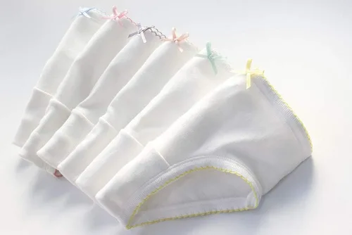 Vista 3 de benetia Ropa interior de algodón suave para niña, paquete de 6-8