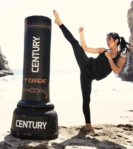 Vista 5 de Bolsas de boxeo autoportantes Century Torrent - Opciones T1 o T2 Bolsa de entrenamiento negra autoportante Ideal para artes marciales, boxeo