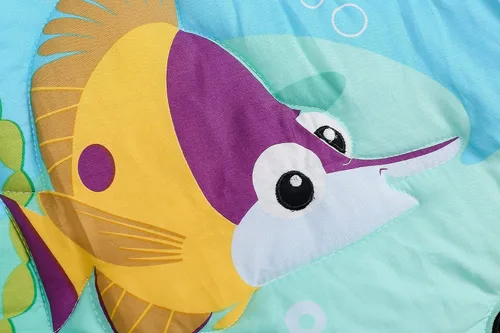 Vista 4 de Edredón para cuna de bebé, ropa de cama para cuna, edredones acolchados con tema de peces oceánicos (azul)