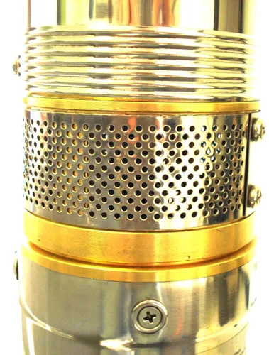 Vista 9 de Bomba sumergible de pozo de 3 HP de 4 "Juego completo con motor, extremo de bomba y caja de control. Cabezal máximo de 620 pies, nominal 15gpm