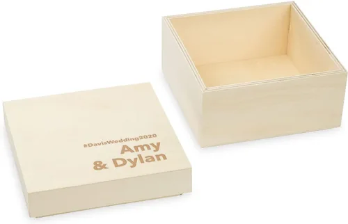 Vista 4 de WEDDINGSTAR Caja de regalo de recuerdo de madera grabada personalizada con tapa extraíble - fuente de bloque