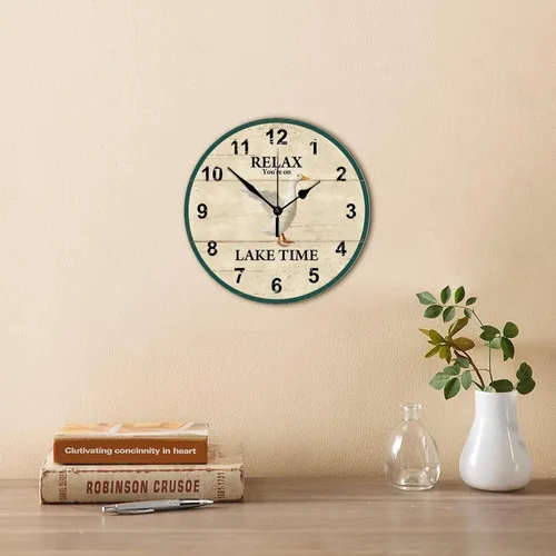 Vista 4 de Reloj de pared de madera de 10 pulgadas Relax You're on Lake Time con pato, funciona con pilas y manecillas de metal, reloj de pared
