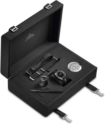 Vista 4 de Omega Speedmaster Professional Moonwatch 311.33.42.30.01.001 por Omega