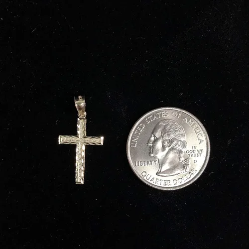 Vista 7 de Ioka - Colgante de cruz pequeña de oro amarillo de 14 quilates con dije religioso delgado para collar o cadena Metal Metal precioso Metal No es una