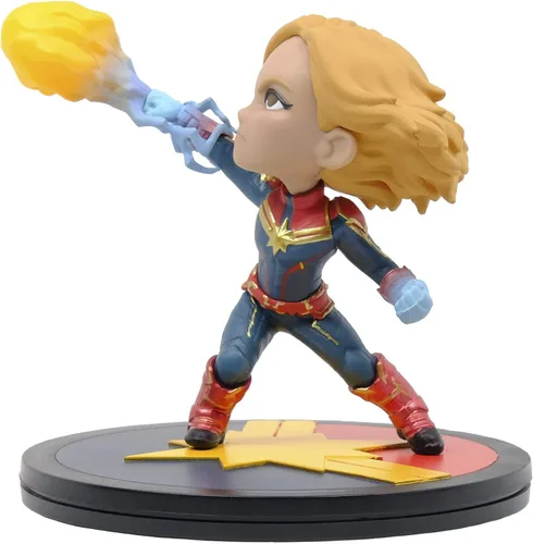 Vista 2 de QMx Diorama de figura Q-Fig de Capitán Marvel