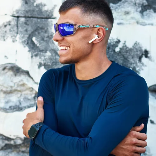 Vista 5 de TOREGE Lentes de sol deportivos polarizados para hombres y mujeres, para tiro, ciclismo, correr, golf, pesca, lentes duraderos TR36