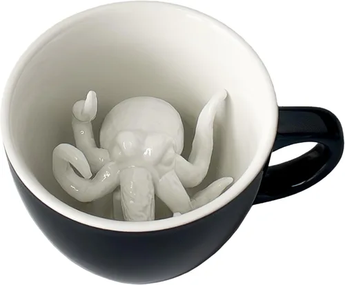 Vista 5 de Creature Cups - Taza de cerámica CTHULHU (11 onzas, exterior negro) - Tazas espeluznantes - Taza de animal 3D oculto en el interior que emerge