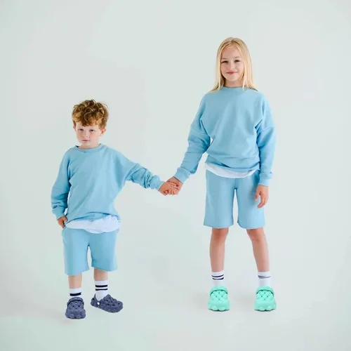 Vista 6 de Zuecos de jardín para niñas y niños, lindas sandalias de masaje de lichi para niños, sandalias de meter para playa, piscina, ducha, zuecos clásicos