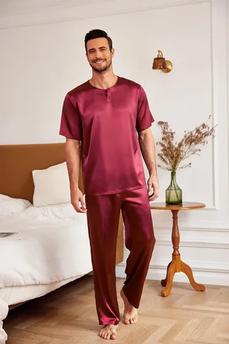 Vista 4 de Ekouaer Conjunto de pijama de satén para hombre, de seda, con botones, de 2 piezas, de manga corta, pantalones largos con bolsillos, tallas S-XXL