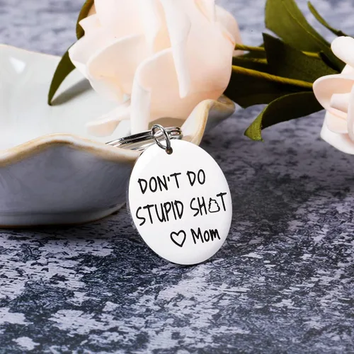 Vista 3 de AMBREGRISSUN Teen Boys Girls Gifts - Funny Gag Gifts Keychain for Teenage Boys Girls Christmas Valentines Day Gifts for Kids
