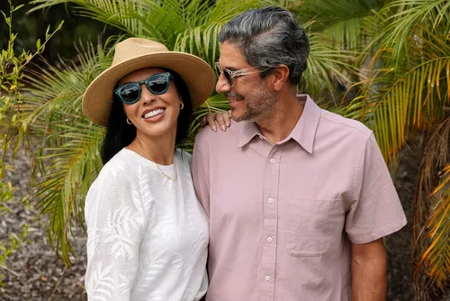 Vista 20 de Peepers by PeeperSpecs Gafas de sol polarizadas cuadradas unisex de 18 hoyos, sin corrección