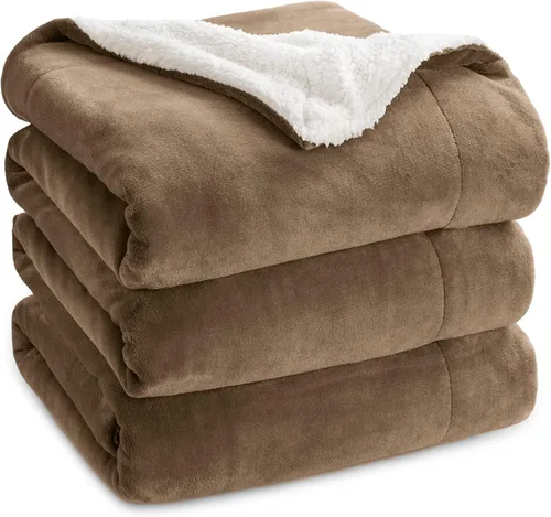 Vista 25 de Bedsure GentleSoft - Manta de forro polar Sherpa para sofá, manta de Navidad gruesa y cálida para invierno, manta de felpa suave y esponjosa como