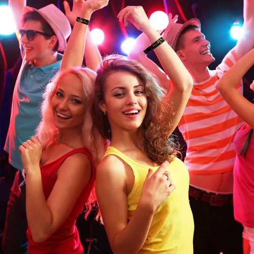 Vista 6 de 100 piezas de pulseras VIP de tela para eventos, pulseras VIP desechables para eventos, pulseras VIP de colores para eventos, para conciertos Negro