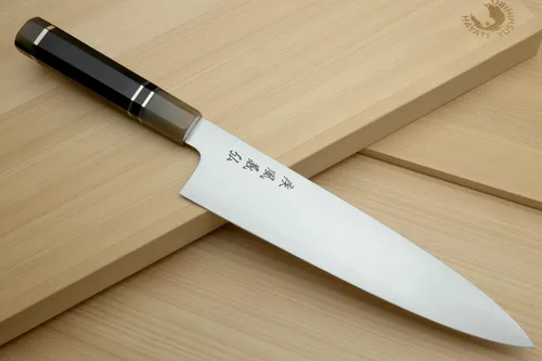 Vista 3 de Yoshihiro HAP40 Gyuto - Cuchillo de chef de acero inoxidable de alta velocidad, mango de ébano de triple anillo (9.5 pulgadas)