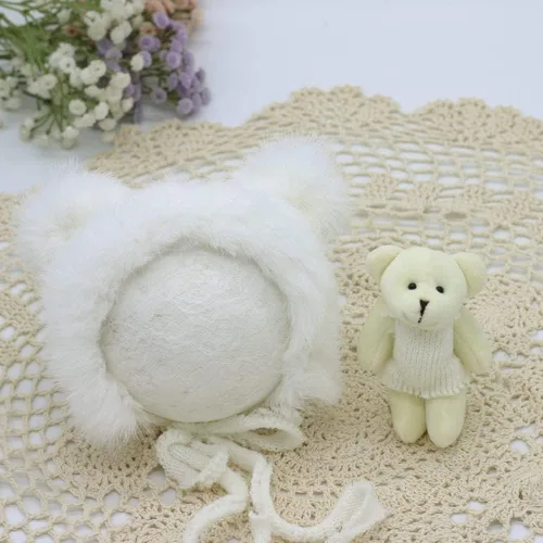 Vista 4 de Vemonllas Accesorios de fotografía para recién nacidos, sombrero de oso de peluche con manta elástica envolvente, accesorios de fotos de bebé