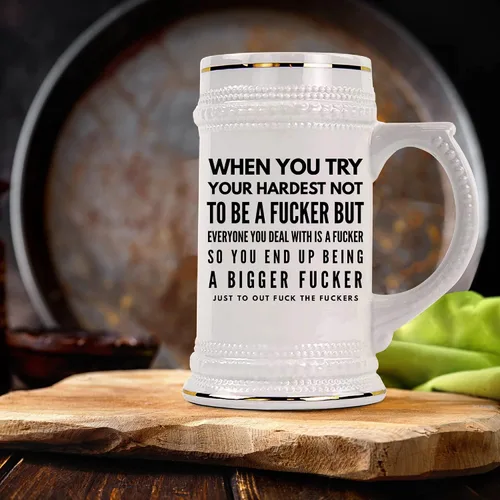 Vista 4 de Taza de cerveza inapropiada con refranes divertidos Fucker Mature Office Gag Jokes para compañeros de trabajo o amigos, humor grosero para adultos
