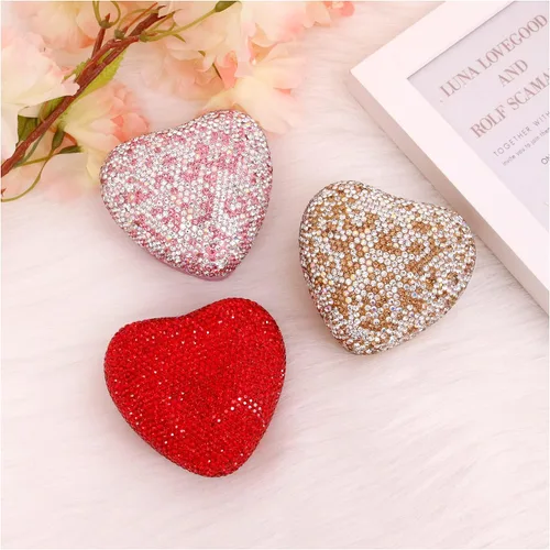 Vista 5 de Naimo Caja de anillo con forma de corazón de diamantes de imitación con aretes de terciopelo con luz LED, caja de regalo para propuesta, compromiso