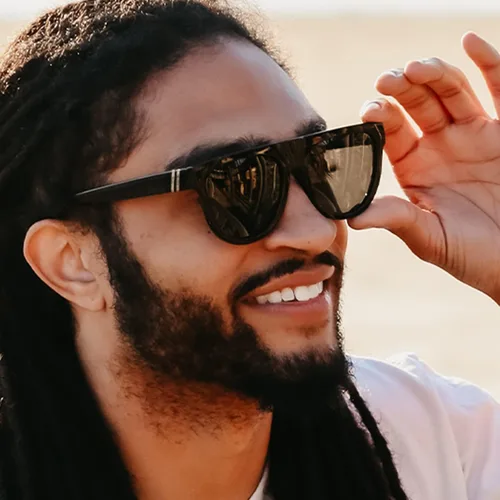 Vista 6 de Blenders Eyewear Clover – Gafas de sol polarizadas – Duraderas y elegantes – 100% protección UV – Para hombres y mujeres