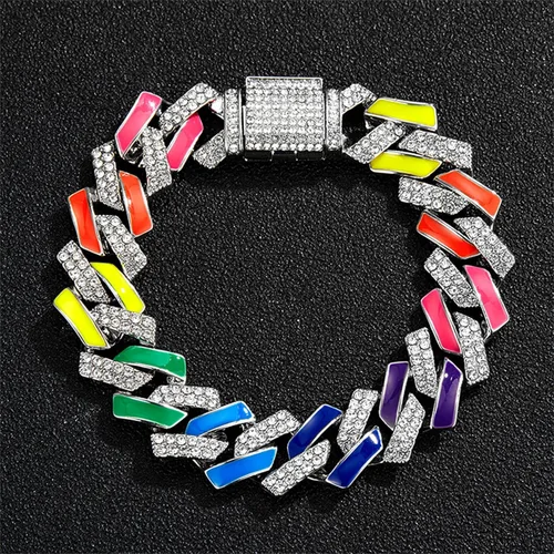 Vista 5 de YBMYCM - Collar cubano de mariposa, collares de cristal, cadena de eslabones cubanos, mariposa brillante para mujeres y hombres, joyería de rapero