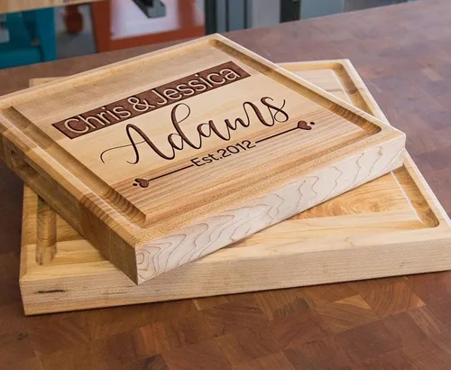 Vista 8 de Tablas de cortar grabadas Tabla de cortar personalizada Mr Ms Tabla de cortar de bambú grabada de madera personalizada