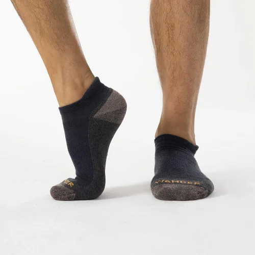 Vista 2 de WANDER Calcetines tobilleros de lana merino atléticos para hombre, de corte bajo, acolchados, deportivos, correr, entrenamiento, senderismo