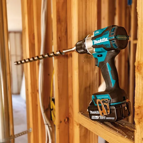 Vista 7 de Makita XPH16T 18V LXT Kit de taladro de martillo inalámbrico compacto sin escobillas de iones de litio de 1/2" (5.0Ah)