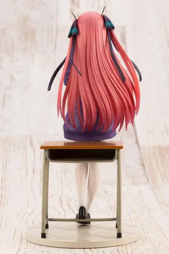 Vista 3 de Nino Nakano