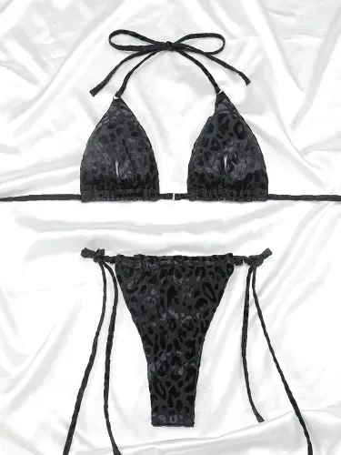 Vista 7 de Women Halter String Bikini Set Sexy Thong Cheeky Two Piece Swimsuits Solid Color Bathing Swimwear