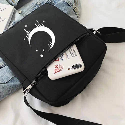 Vista 2 de Bolso cruzado gótico mini bolso de mensajero gótico con correas ajustables