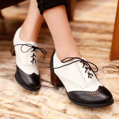 Vista 8 de Zapatos de vestir para mujer con punta de ala de Oxford, dos tonos, perforados con cordones